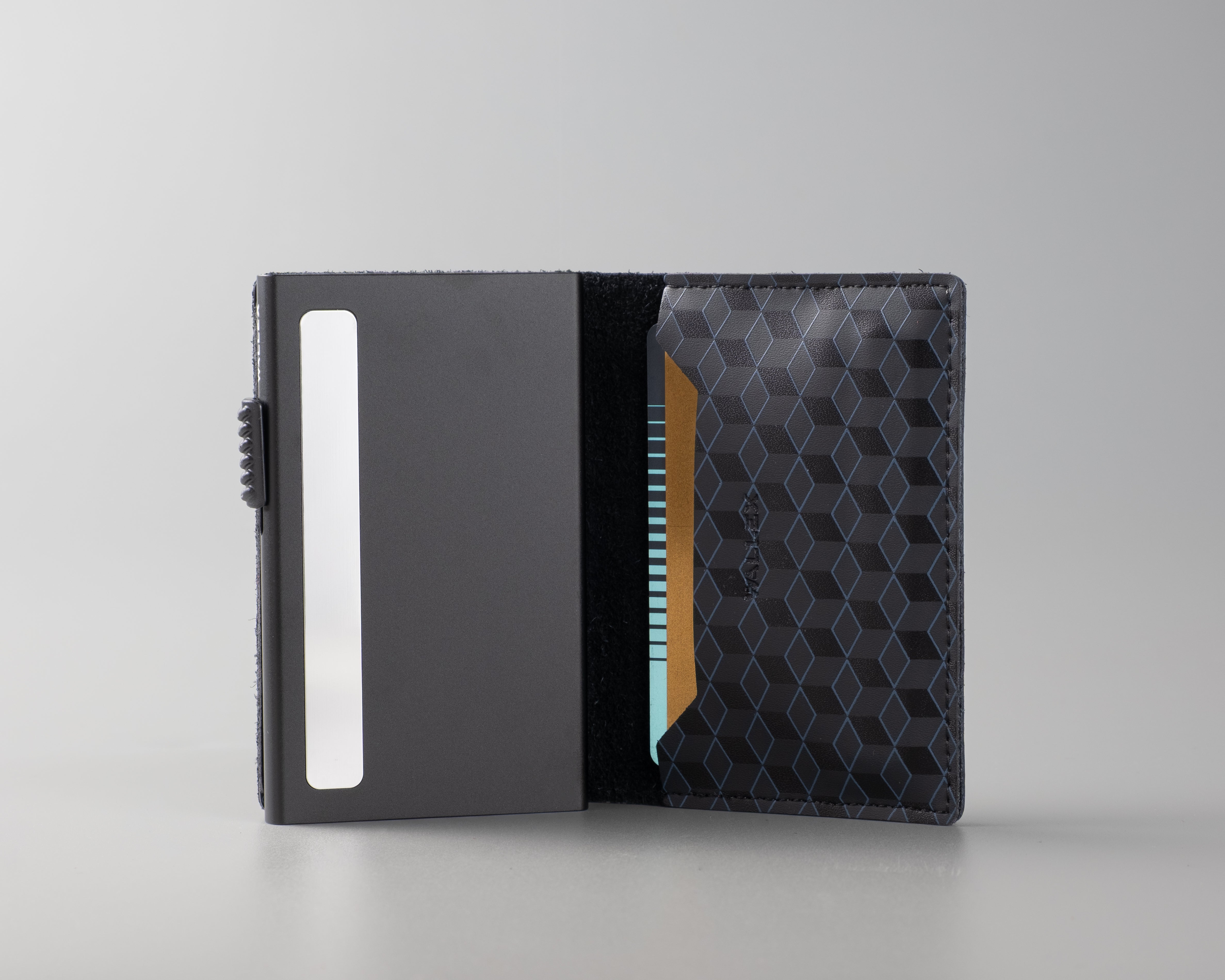 Wallex X Pop Up Genuine Leather